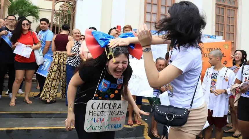 A classificação dos candidatos foi realizada com base nas notas do Enem 2025.