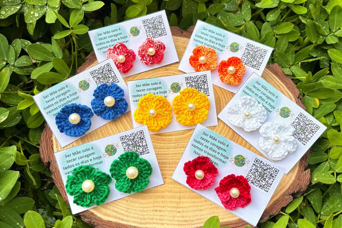 Brincos e outras peças de crochê serão feitas durante a oficina.