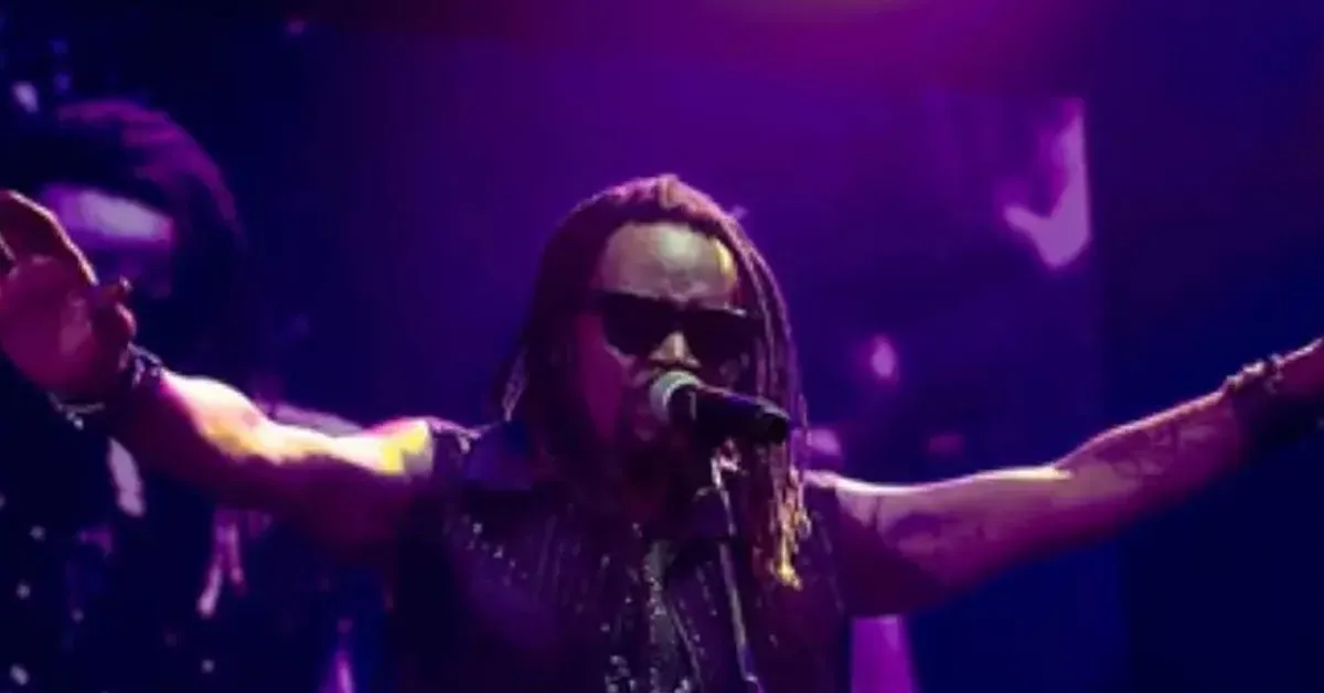 Nas redes sociais, Toni Garrido compartilhou registros do show e não citou o incidente publicamente