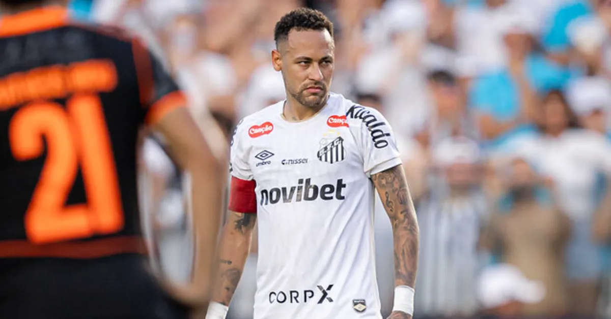 Participação discreta e passes errados marcaram a atuação de Neymar no clássico contra o Corinthians.