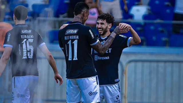 Gabriel Taliari brilha no Remo ao marcar dois gols na vitória sobre o Bahia.