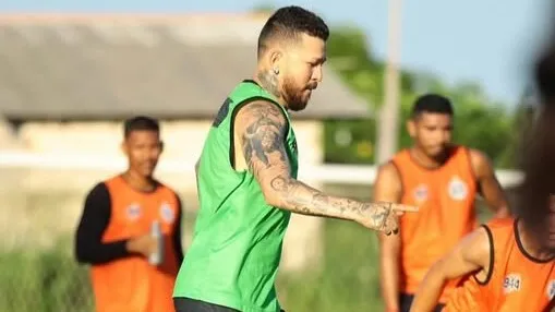 Rossi está sem clube desde a saída do Paysandu