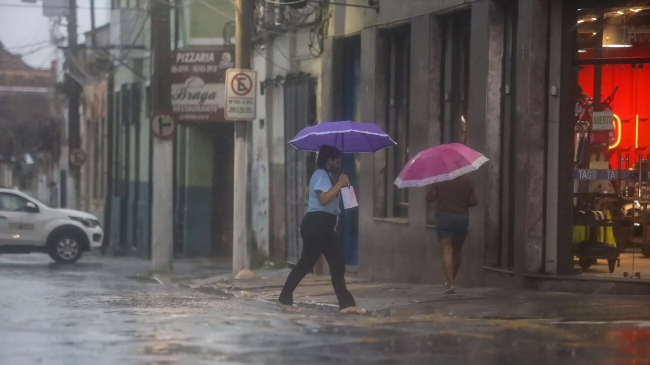 Gripe e outras doenças respiratórias tendem a se intensificar nesta época do ano.