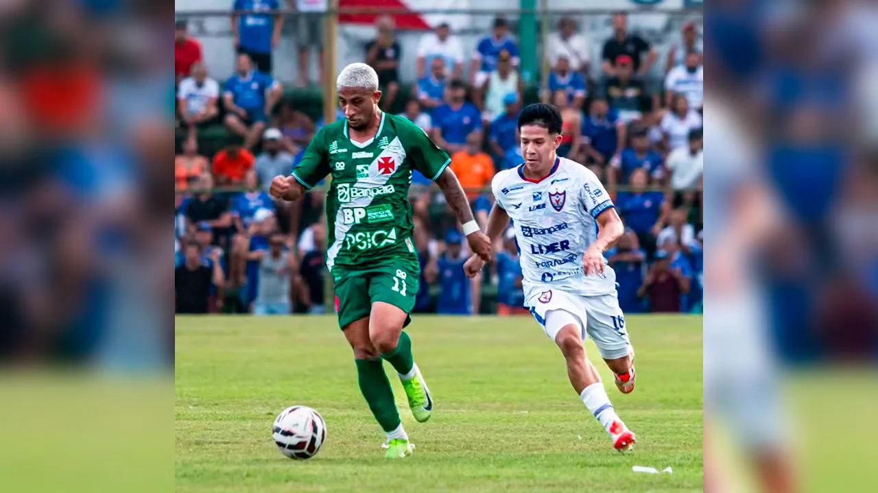 Kukri comemora gol na estreia; meia é a principal arma do Águia para manter os 100% de aproveitamento.