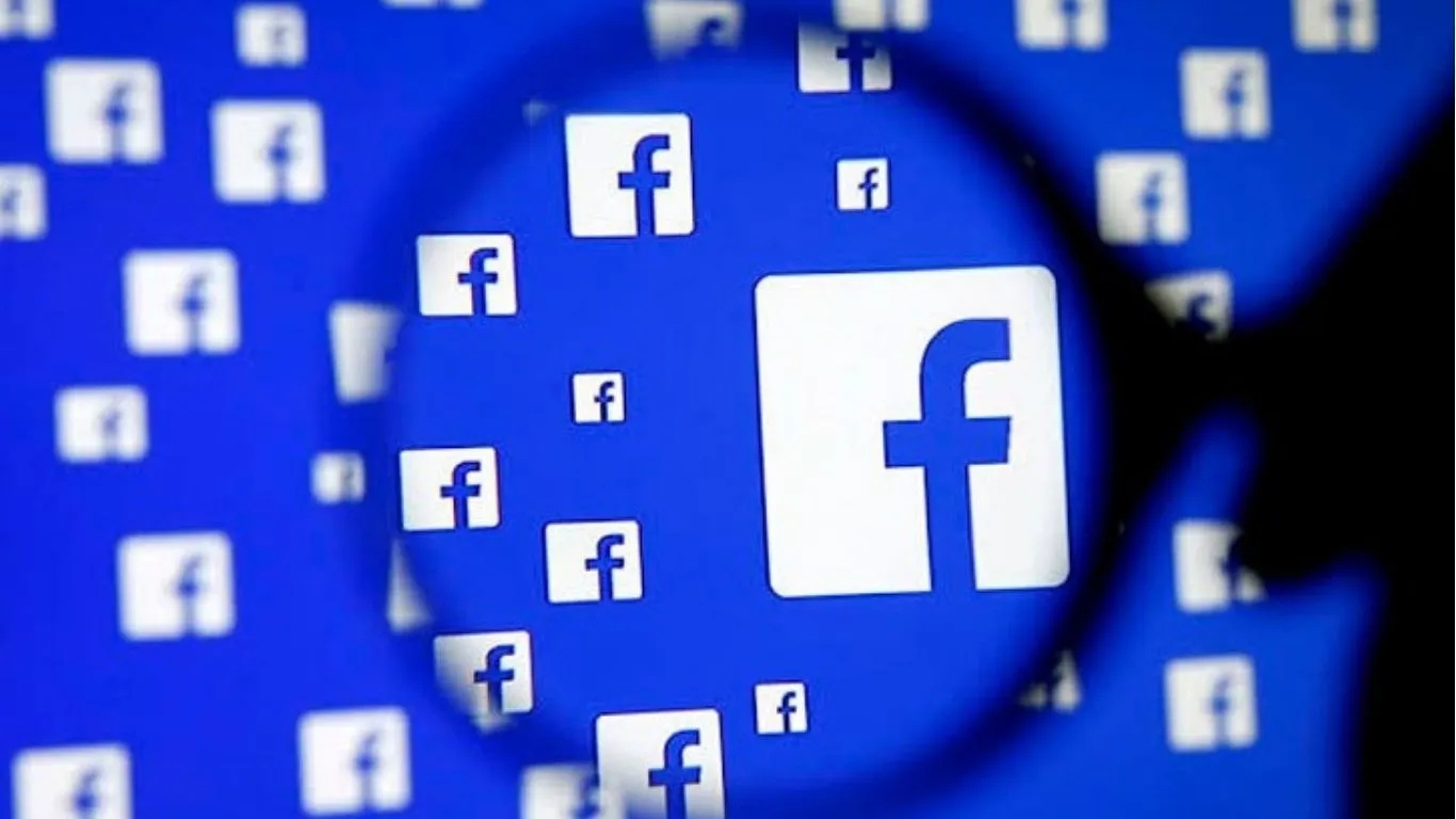 O lojista encontrou seus próprios produtos sendo anunciados em um "Bazar" no Facebook