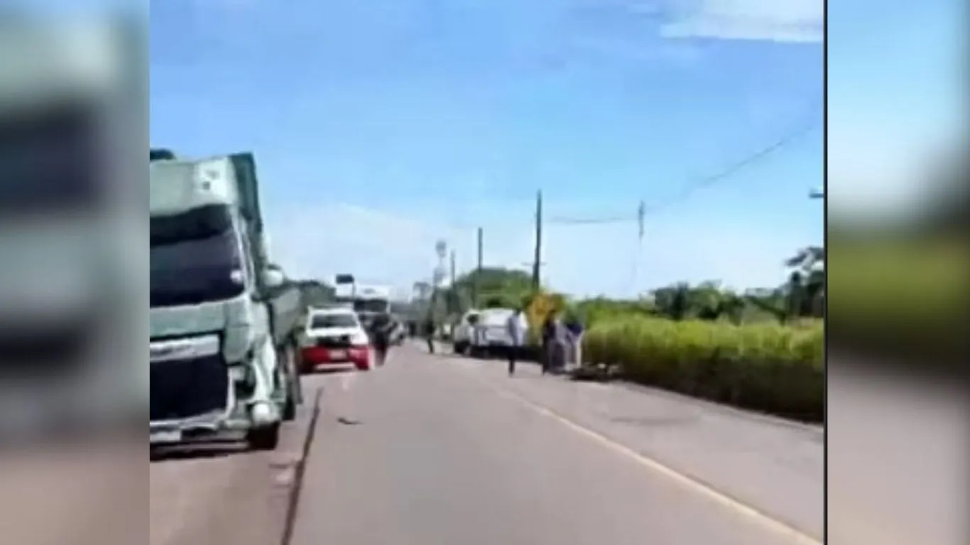 Um grave acidente com vítima fatal foi registrado na madrugada deste domingo (15)