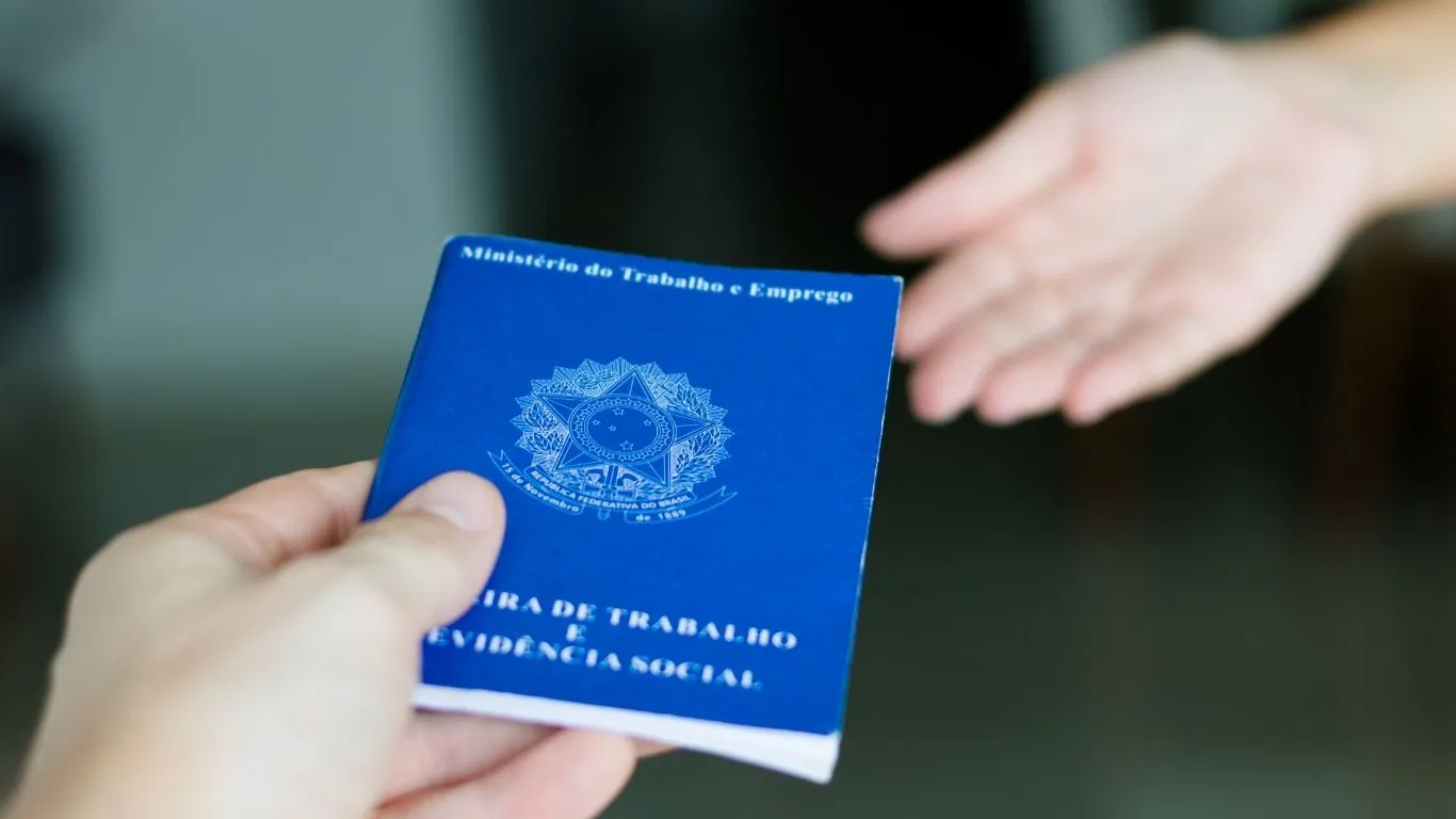 As trabalhadoras domésticas de todo o país devem ficar atentas ao calendário do Abono Salarial do PIS 2026.