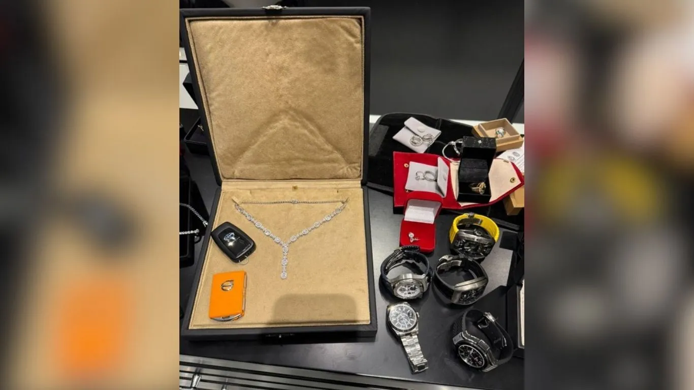 Além das apreensões físicas, o Judiciário determinou o bloqueio de R$ 24 milhões das contas dos envolvidos