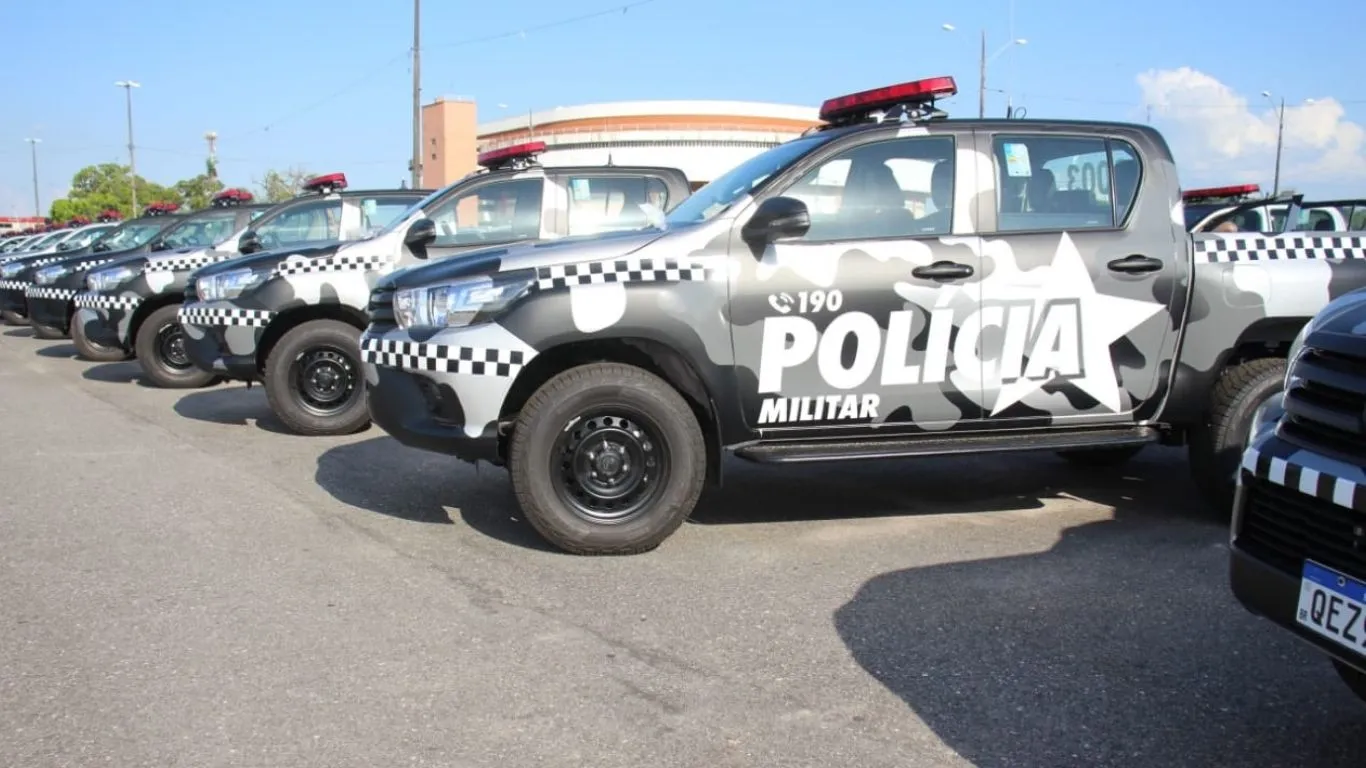 Familiares da vítima compareceram ao local e realizaram a identificação formal.