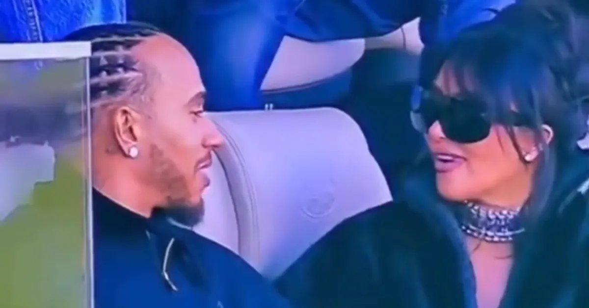 Kim Kardashian e Lewis Hamilton aparecem juntos no Super Bowl e aumentam rumores de romance após encontros em Paris, Londres e Cotswolds.