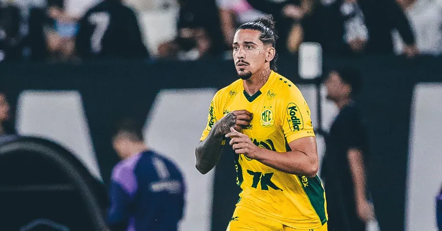 Atacante está disputado