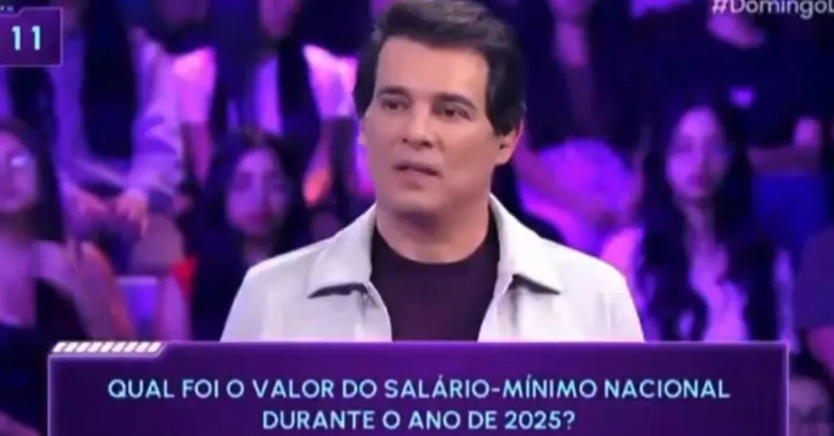 Celso Portiolli reage com surpresa ao descobrir, durante dinâmica no “Domingo Legal”, a realidade salarial de professores no Brasil.