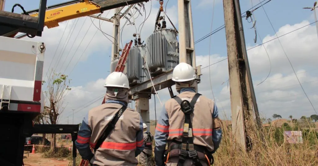 A iniciativa faz parte do cronograma regular de manutenção da distribuidora.