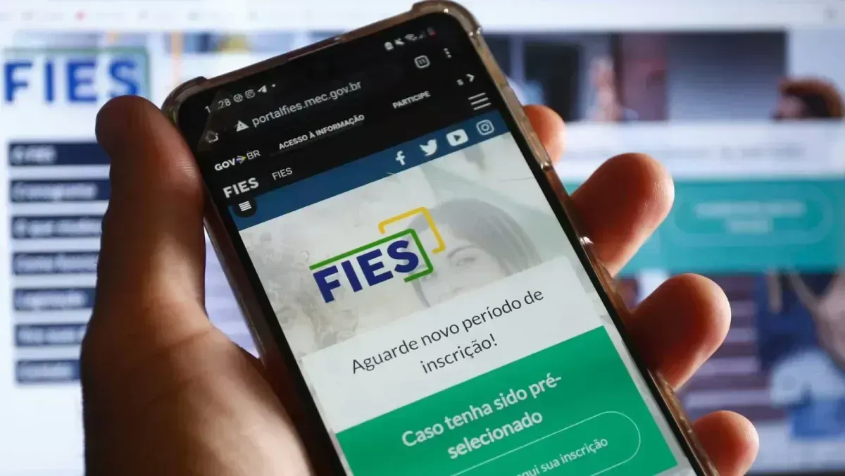 Estudantes devem validar informações e seguir prazos para garantir financiamento.