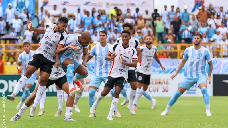 Santa Rosa x Paysandu vai decidir o futuro das duas equipes na competição.