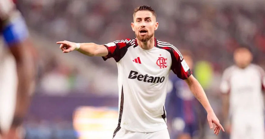 Jorginho converteu no tempo normal, porém, na decisão, estava no banco devido ao cansaço