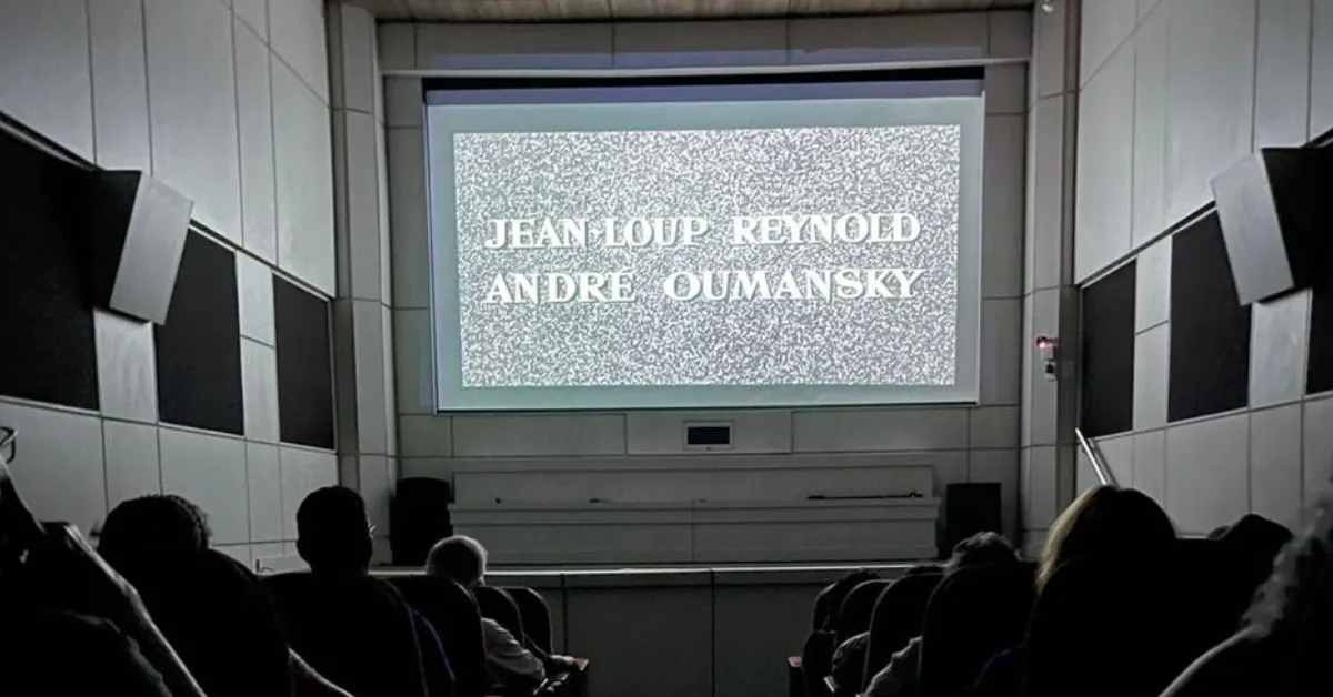 A agenda reúne produções do cinema internacional, uma homenagem a nomes do audiovisual