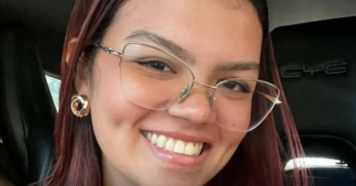 A jovem, aluna da rede pública de ensino, garantiu bolsa integral para participar do programa de verão