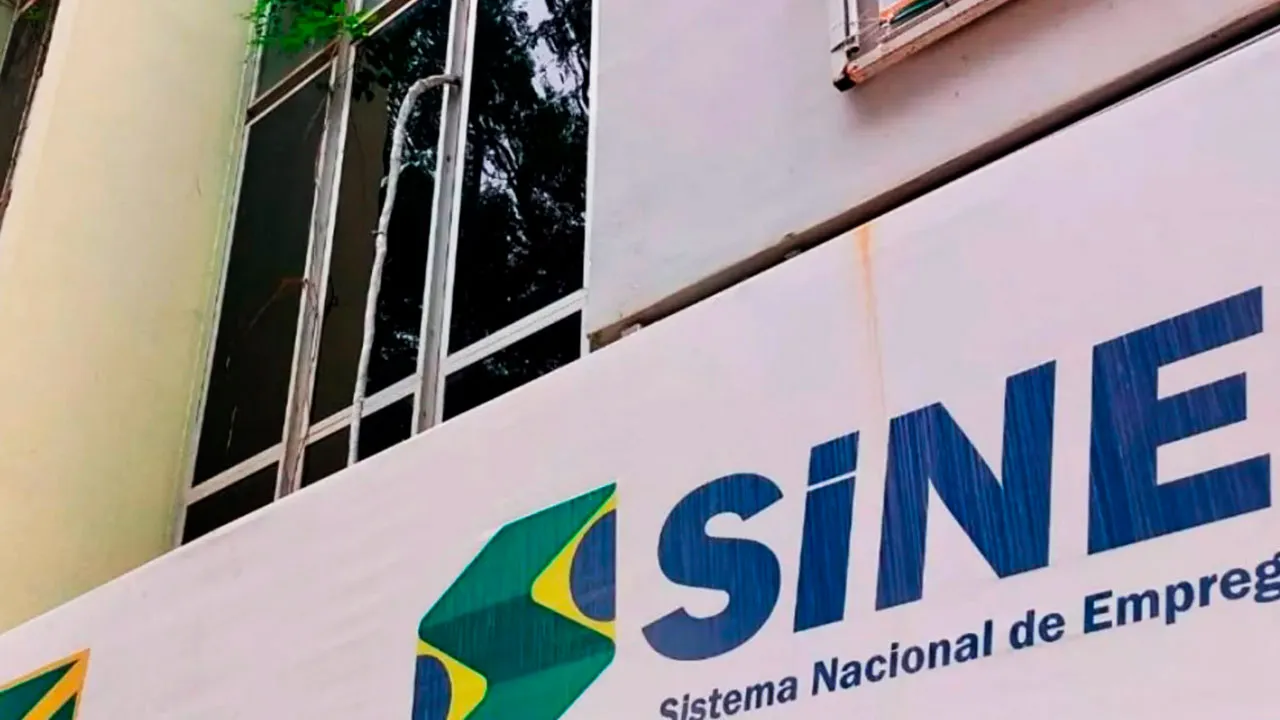 Esquema criminoso utilizava acesso remoto e senhas de servidores para criar quase 4 mil vínculos de emprego fictícios.