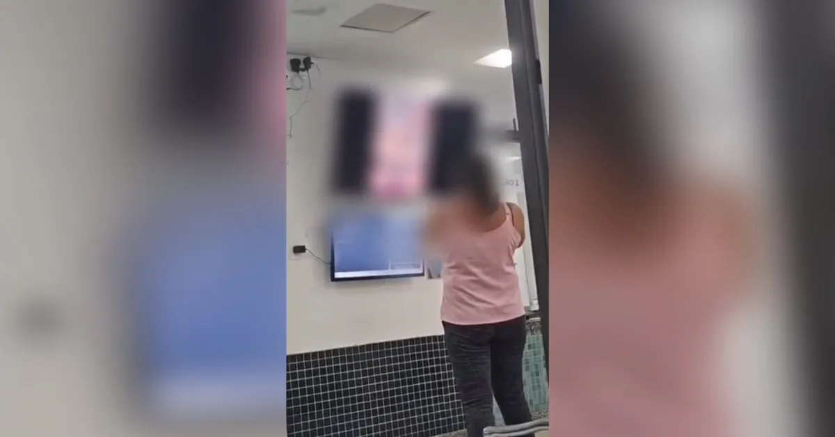 Conteúdo ficou no ar por apenas alguns segundos e foi interrompido pela equipe do pronto-socorro