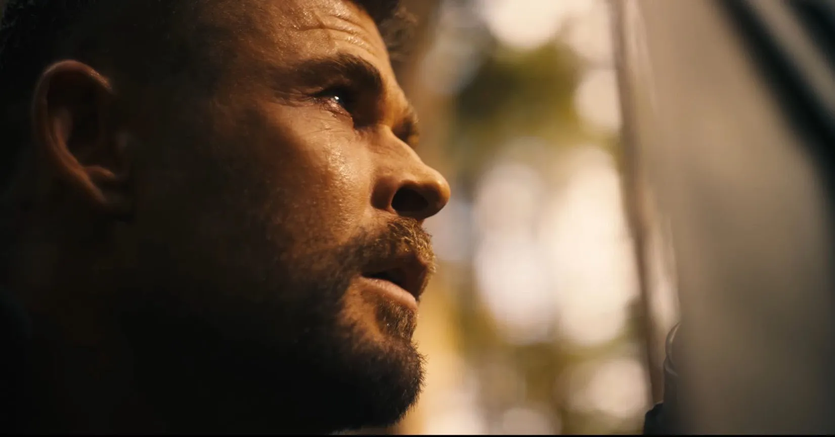 Estavam com saudades do deus do trovão?