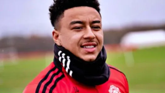 Clube do Remo se movimenta no mercado e mira reforços internacionais para a Série A