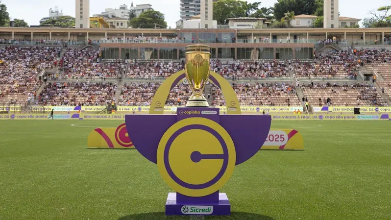 A final da 56ª edição da Copa São Paulo de Futebol Júnior, entre Cruzeiro e São Paulo, está marcada para domingo (25) aniversário de 472 anos da cidade de São Paulo.