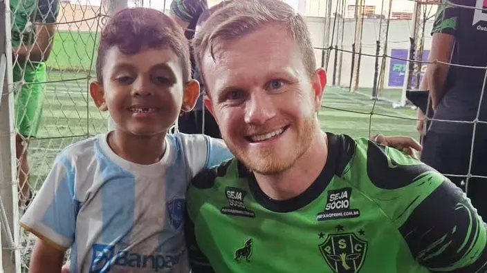 Paysandu realiza treino em arena society devido à reparos do estádio