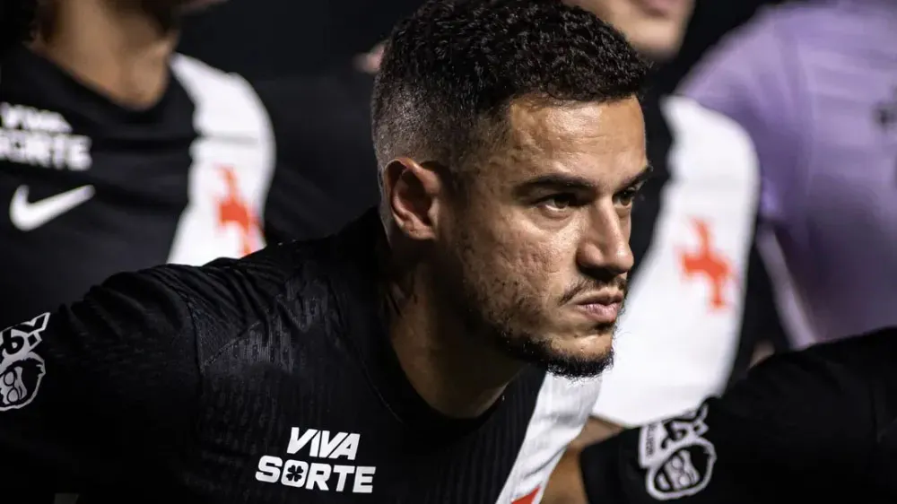 Philippe Coutinho se despede do Vasco e pede rescisão contratual em meio a críticas da torcida