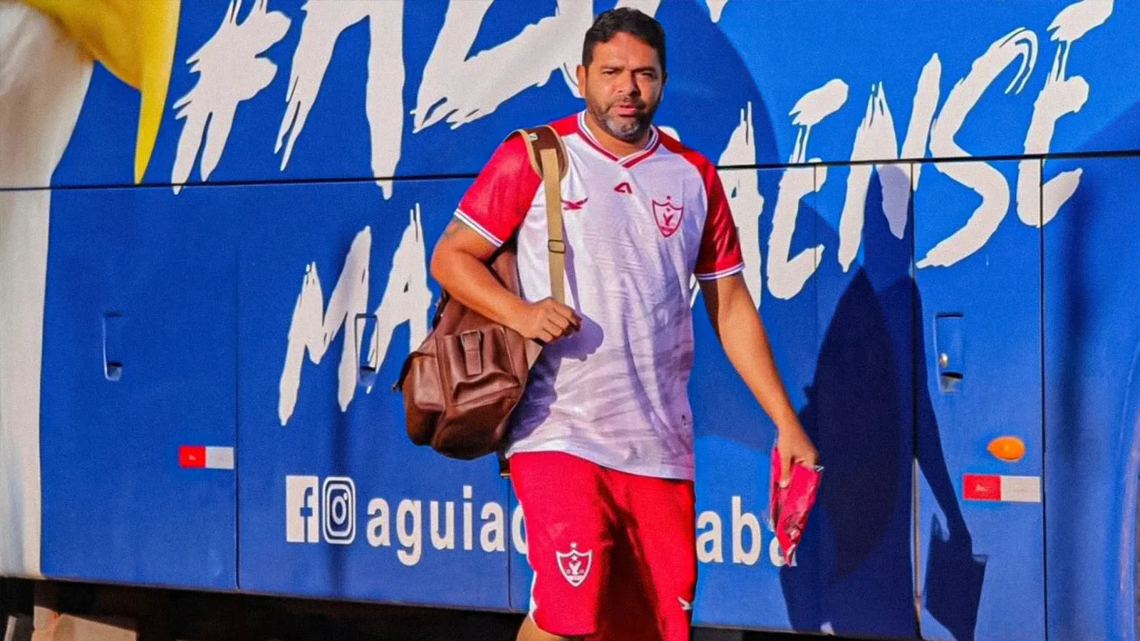 Técnico do Águia de Marabá segue em estado grave após acidente trágico com ônibus da delegação