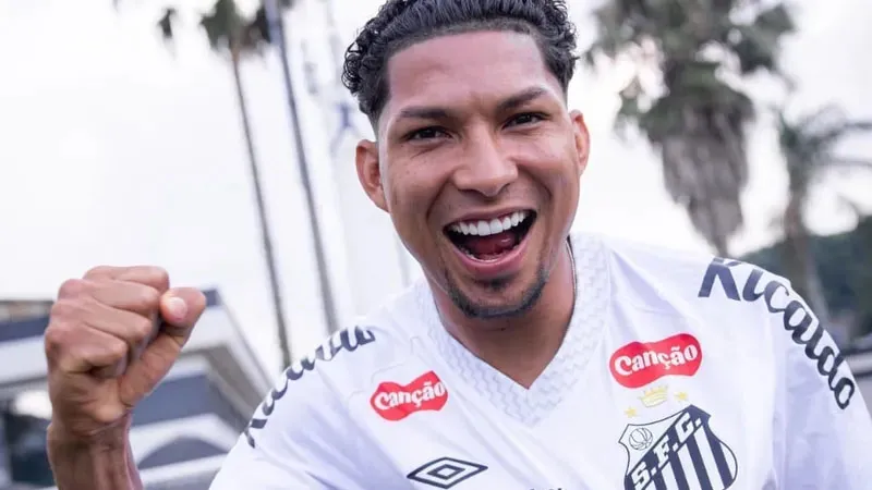 Rony chega para suprir a saída de Guilherme, negociado com o Houston Dynamo, da Major League Soccer.