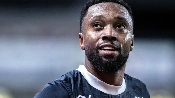 Clube do Remo renova contrato do lateral Sávio até 2026