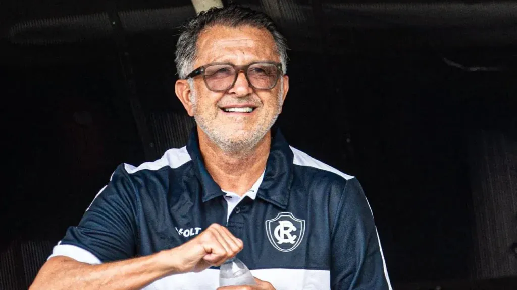 Clube do Remo encerra jejum de vitórias e assume liderança do Parazão, mas torcedores questionam escolhas do técnico Osório