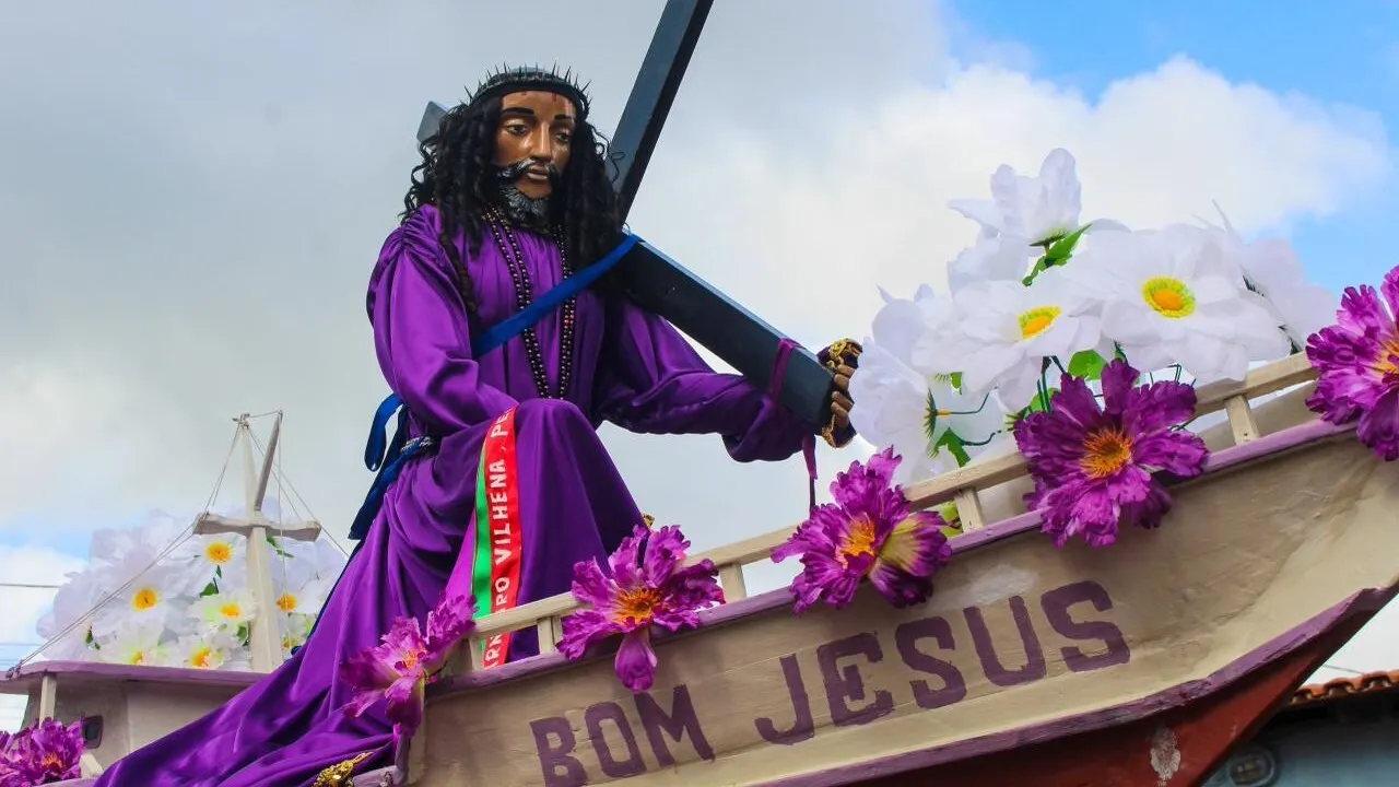 Participe do Círio de Bom Jesus dos Navegantes em Vila do Conde, uma tradição religiosa que une comunidades e celebra a fé no Pará, de 11 a 18 de janeiro.