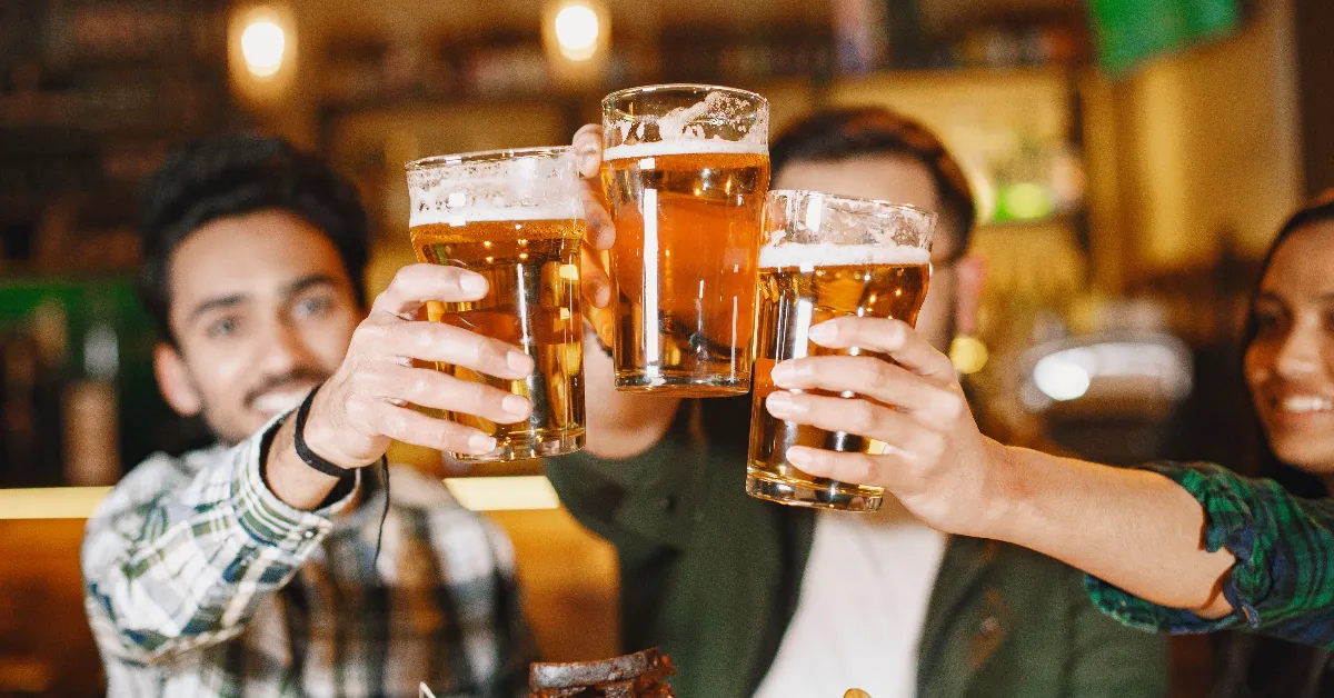 O ano mal começou e os astros já dão pistas de como curtir o primeiro sextou de 2026, com dicas certeiras para cada signo.