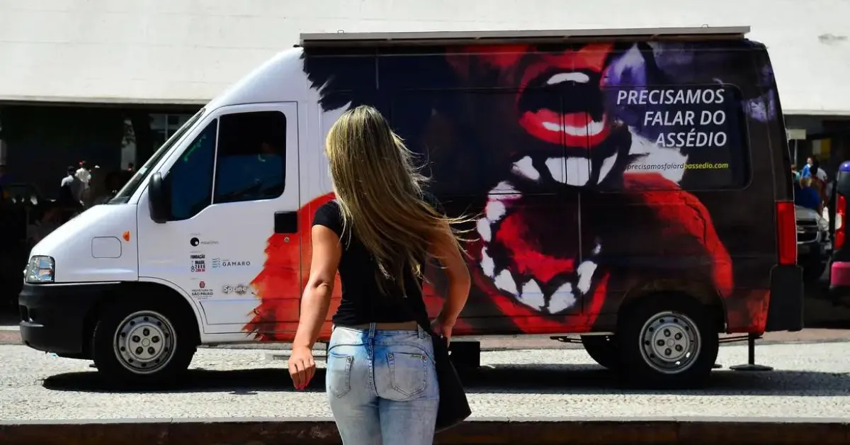 Imagem ilustrativa da notícia: Assédio no trabalho: saiba como reunir provas para denunciar crime