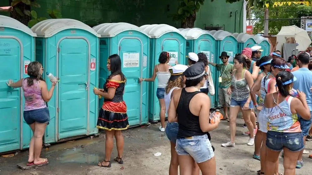 Os banheiros químicos podem estar associados principalmente a infecções gastrointestinais.