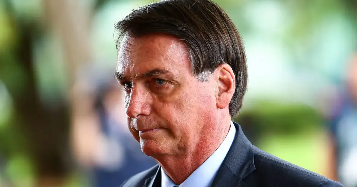 A equipe médica responsável por Jair Bolsonaro disse que esse é o quadro respiratório mais grave já enfrentado pelo ex-presidente.