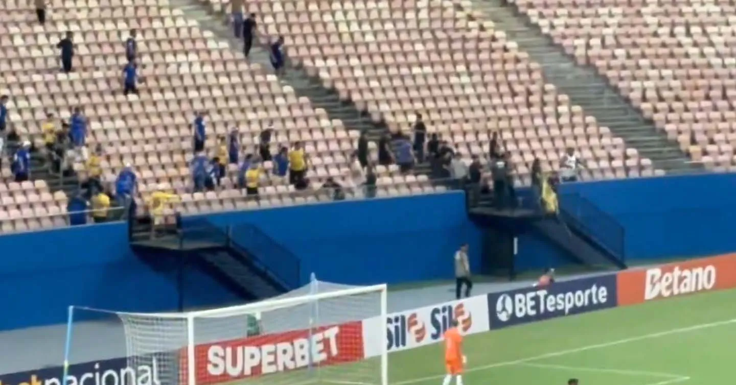 Briga aconteceu no segundo tempo