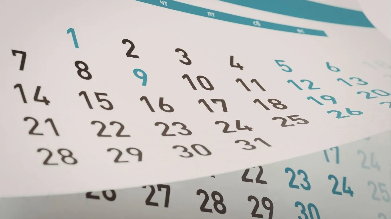 A concentração de datas próximas ao final de semana é celebrada pelo setor hoteleiro e de serviços, que prevê aumento no fluxo de turistas.