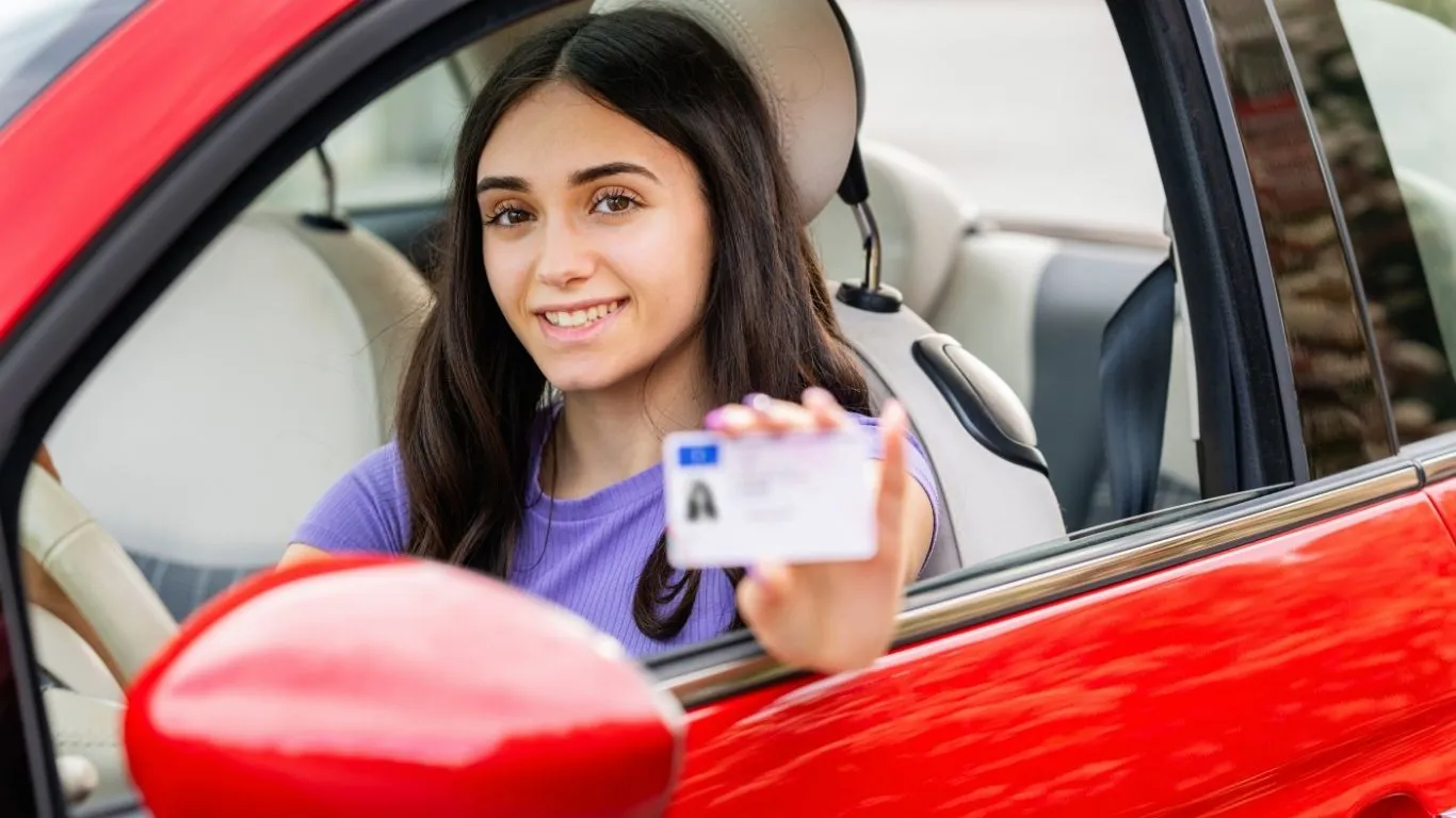 Atualmente, o projeto passa por análise em comissões temáticas.