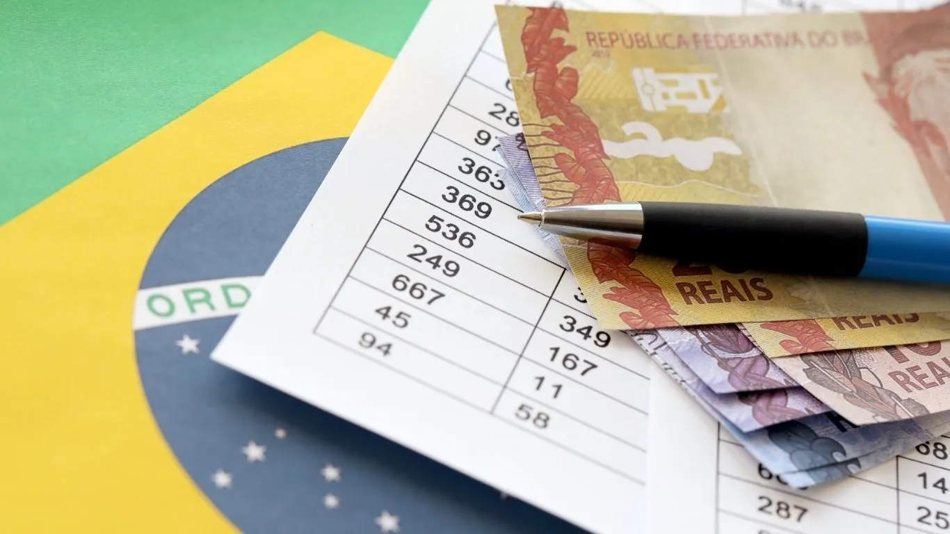 A política de reajuste resgatada pelo governo utiliza uma fórmula que garante o ganho real aos trabalhadores