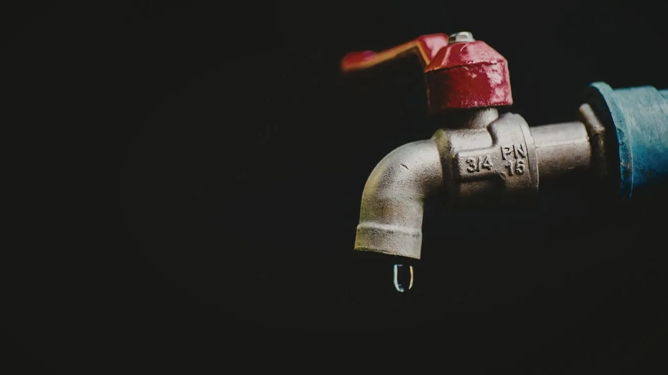 Após quatro dias de torneiras secas nos núcleos Nova Marabá e Cidade Nova, Promotoria de Justiça exige que concessionária restabeleça serviço em até 24 horas.