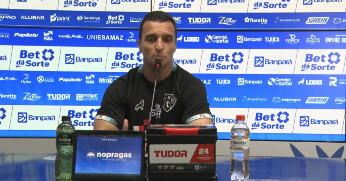 Júnior Rocha lamenta falta de "efetividade" e destaca "último passe" após empate do Paysandu em 1 a 1 com o Barra-SC na Curuzu pela Série C.