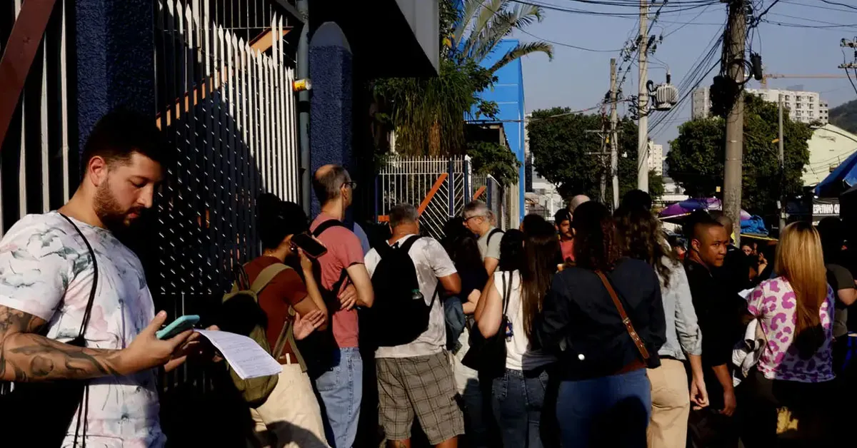 A consulta está disponível apenas para os aprovados na prova objetiva, que foi a primeira fase do concurso e que alcançaram a nota mínima necessária para a classificação na segunda fase.