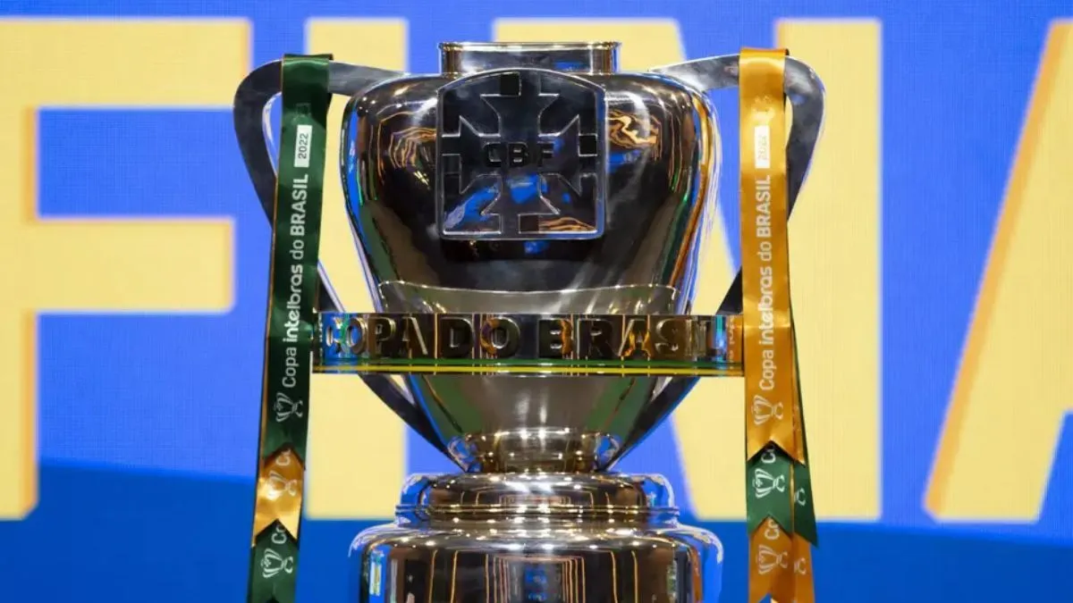 Paulistas e cariocas voltam a duelar no domingo, a partir das 18h (de Brasília), desta vez no Maracanã, no encerramento da temporada do futebol brasileiro.