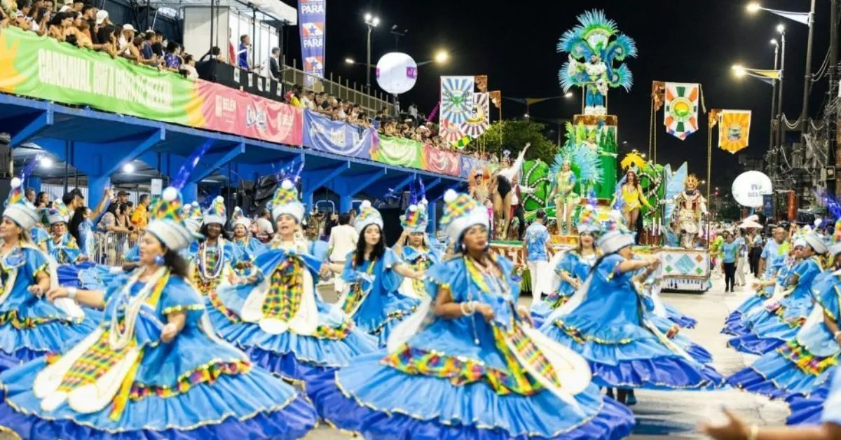 Apesar do belo enredo que conta a história da agremiação do bairro da Cidade Velha, a "Deixa Falar" ficou na lanterna do Grupo Especial.