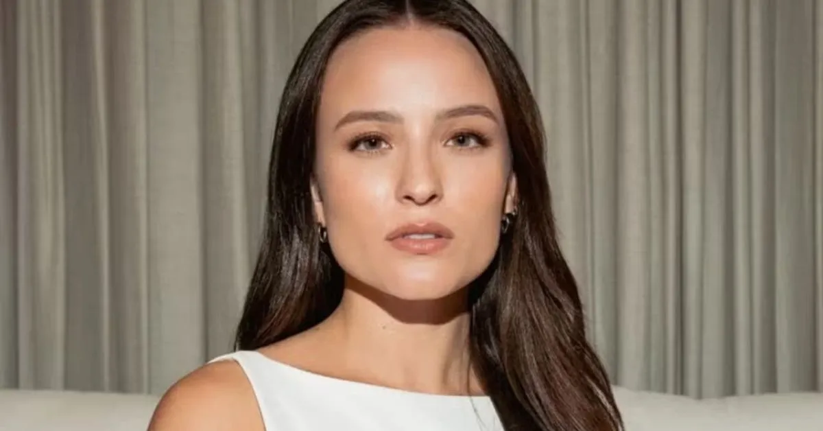 A atriz relembrou que sofreu com fortes cólicas durante toda a sua adolescência.