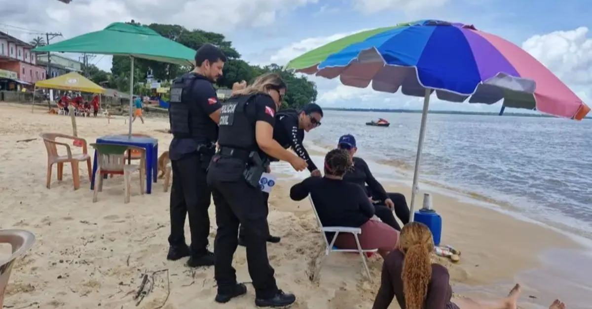 Além do patrulhamento, os policiais receberam orientação para divulgar o Protocolo SOS Mulher 190 em estabelecimentos, balneários e praias.