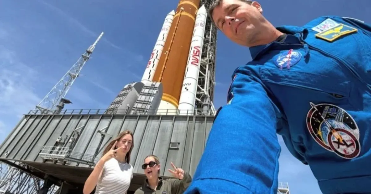 A missão Artemis II será a primeira tripulada a contornar a Lua desde a Apollo 17, em 1972.